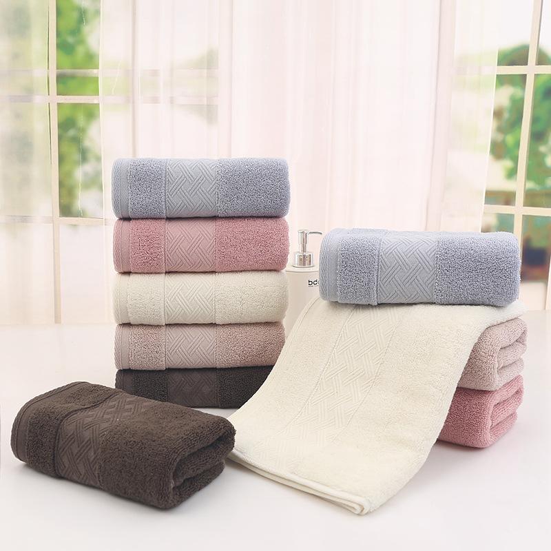 Wholesale cotton towels are soft and absorb water without shedding hair. Household bathing, pure cotton adult face towels.