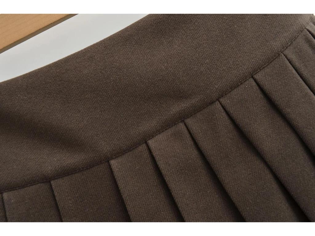 2026 New College Style Spicy Pleated High-Waisted Mini Skirt with Sexy Slit and Anti-Exposure Design