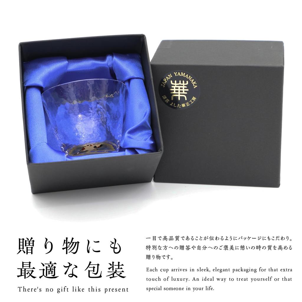 Kasyou Studio Kasyou Studio Kasyou Glass Calico Cat Crystal Glass Sake Cup in Kanazawa Gold Leaf Golden Sake Set Cat Maki-e (Kaga Maki-e/Gift Box/Made