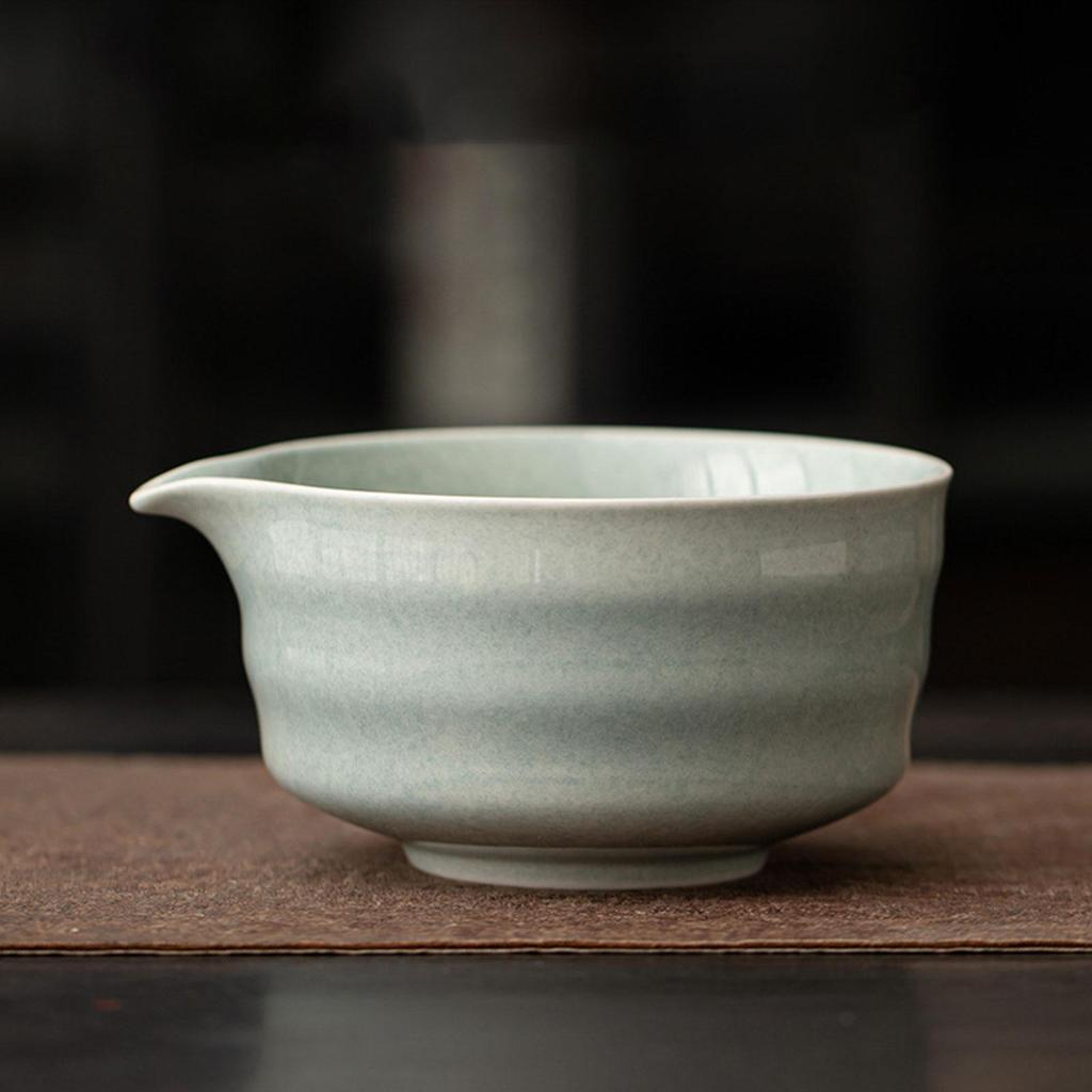 Ceramic Matcha Bowl Japanese Tea Cup Accessories Ceremony Handmade with Pouring Spout