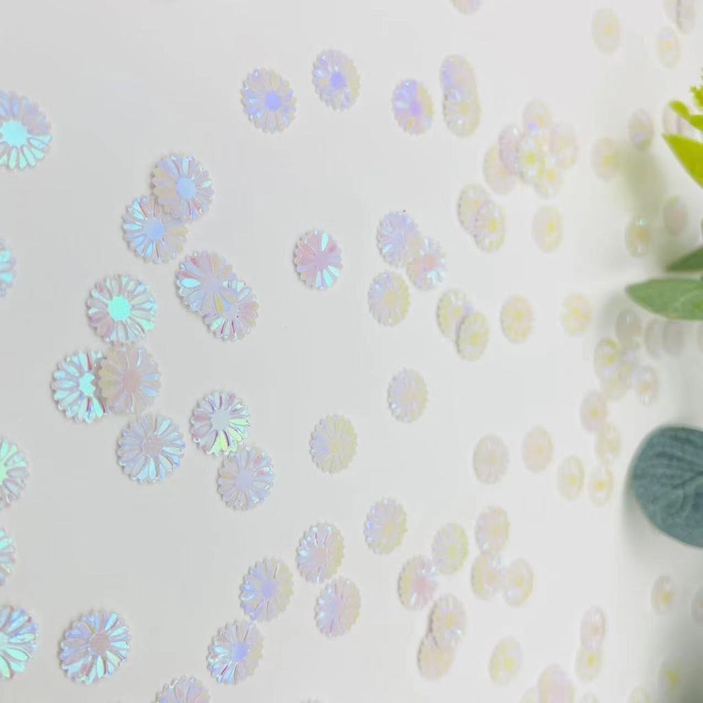 2000PCS 9mm Daisy PVC Confetti Flower Table Confetti for DIY Mold Art Bridal Baby Shower Engagement Wedding Birthday Party Decorations (White)