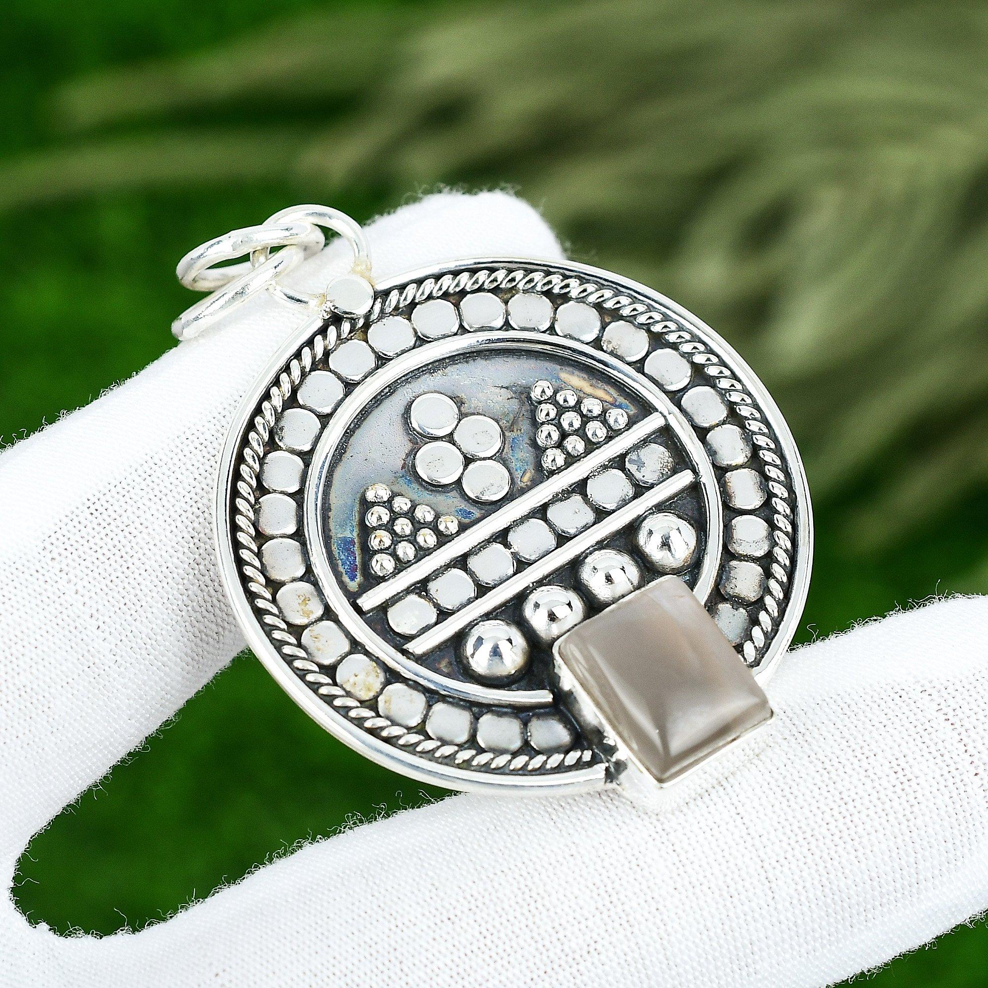 

Memorial Day Sale 925 Sterling Silver Black Mother Of Pearl Gemstone New Pendant