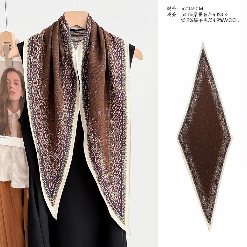 Thin spring and summer new mulberry silk silk scarf fashion diamond scarf thin silk wool scarf neck scarf versatile small scarf