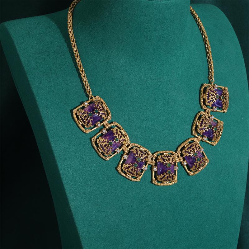 Antique Natural Stone Gold Color Purple Square Necklace for Women Vintage Jewelry Accessories Carving Luxury Girl Item Wedding