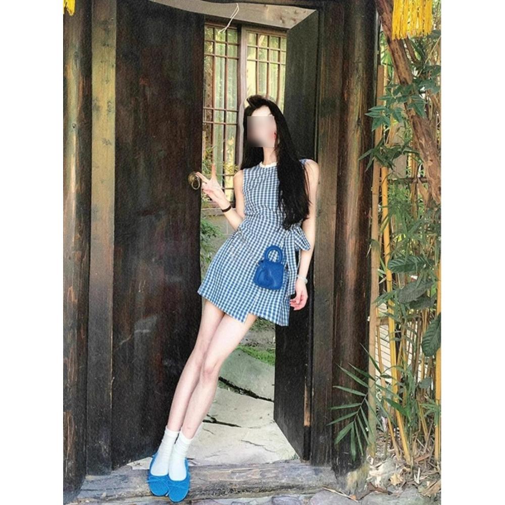 

Синее клетчатое платье женское новое летнее универсальное без рукавов жилет маленький человек темперамент талия короткая юбка XL- (recommended 110-60kg)