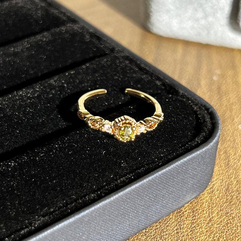 Mori olive green diamond stacked ring women s retro champagne gold small broken diamond personality temperament advanced ring tide