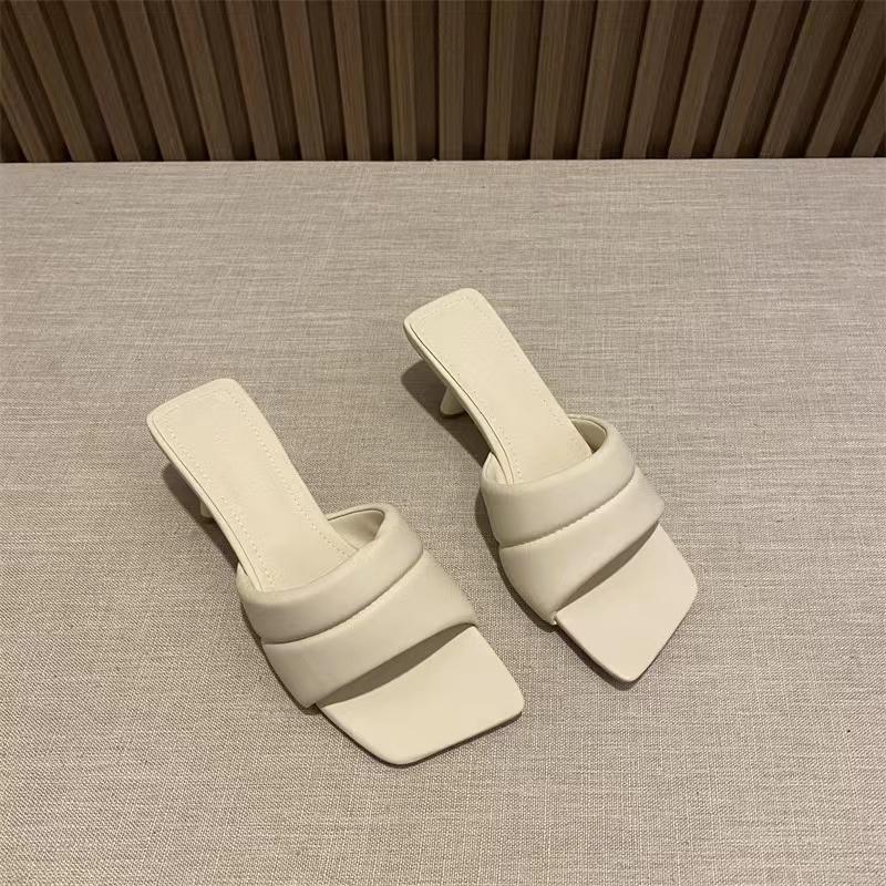 Fashion Women's Slippers New Slippers Women's Summer Wear Fashion Open-toed Square Flip-flops Women's High Heels Sandals Zapatos Mujer