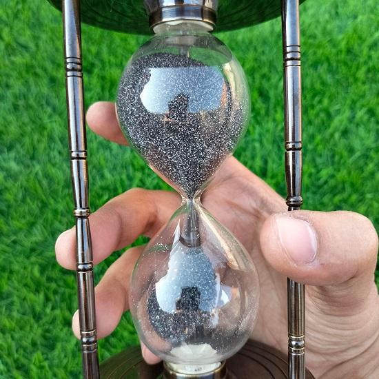 Heimdekoration, nautische Sammler-Sanduhr aus Messing, 5-Minuten-Sanduhr mit magnetischem Kompass an beiden Enden, Antik-Look.