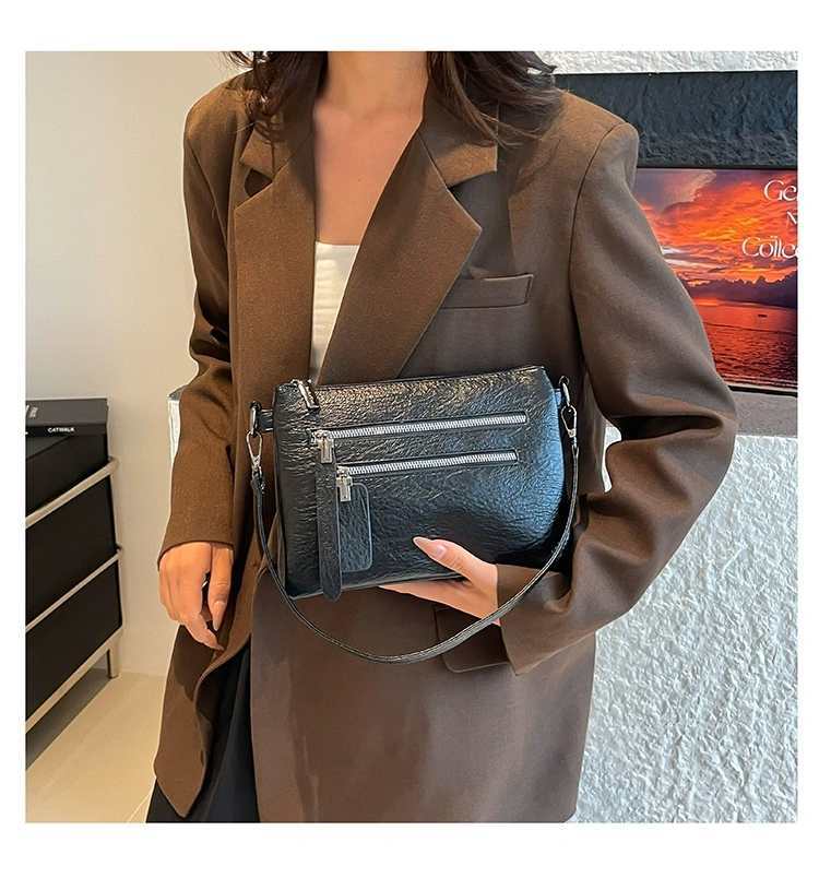 Simple Cross-body Bag High-quality Women s Commuting Niche Texture All-matching Small Square 25x5x17