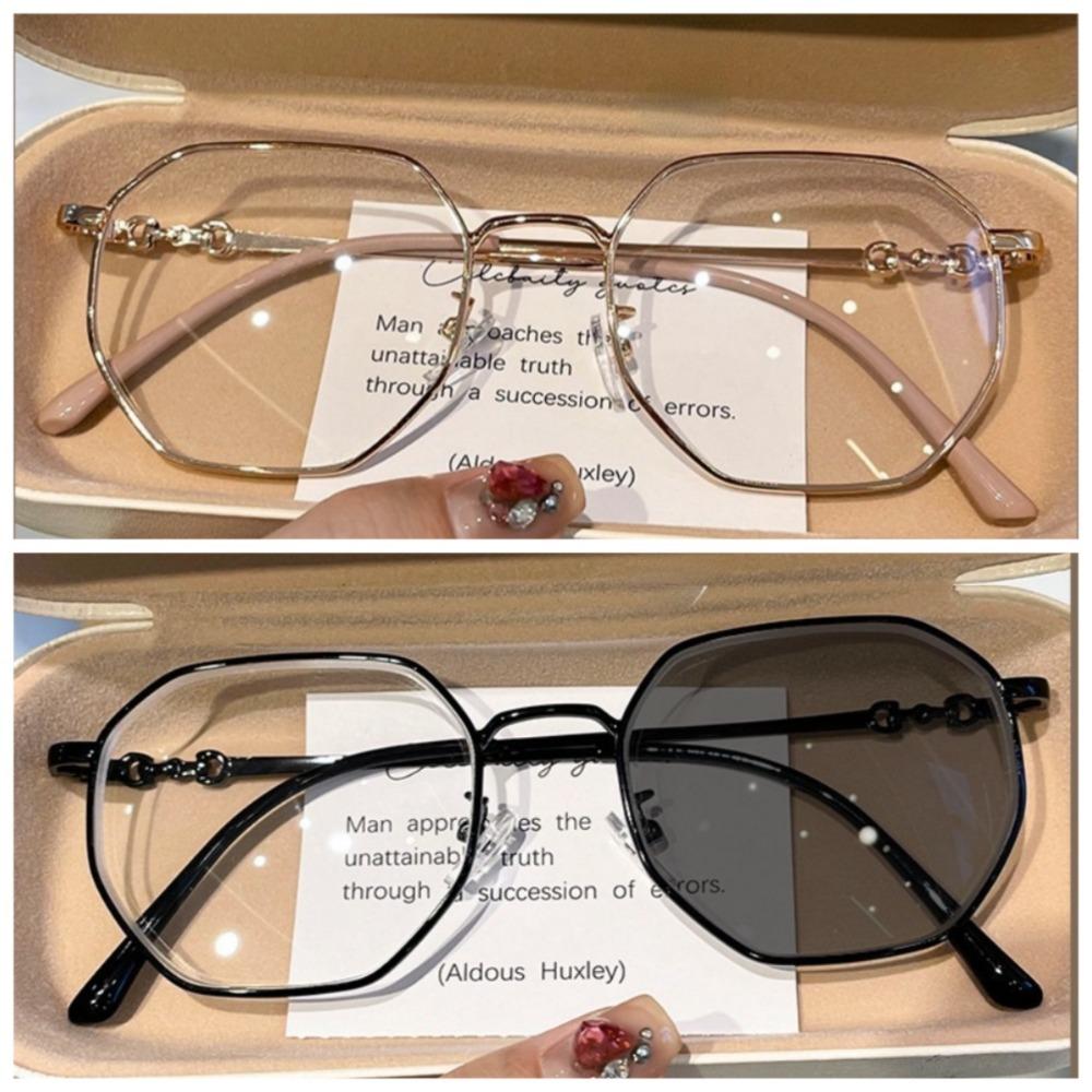 Photochromic Anti Blue Light Eyeglasses For Women UV400 Transition Lenses Replaceable Shades Eyewear