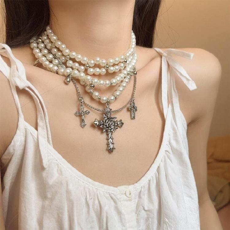 Fashionable Diamonds Sturdy Alloy Crosses Choker Necklace Pendant with Elegant Pearls Jewelry Accessory for Girls
