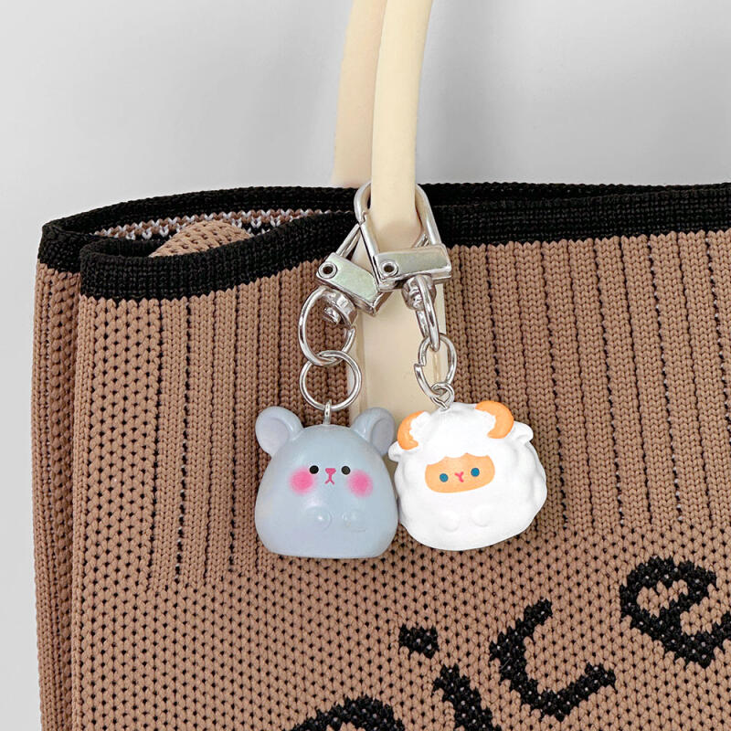 22 Find My Zodiac Animal Random Keychains (1 Box)