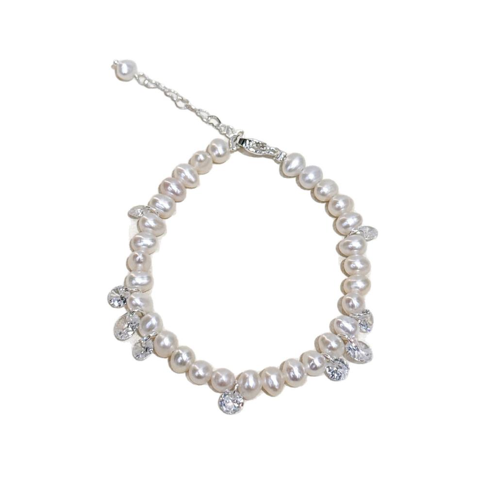 French-style crushed diamond and natural freshwater pearl set, a luxurious clavicle chain and bracelet, a two-piece set that creates a stylish and