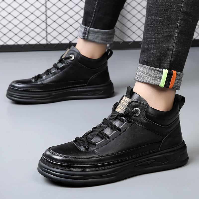 Fashion Men Genuine Leather Ankle Boots Four Season New Outdoor Soft Soled Workwear Boots Fashion Casual Flat High Top Anti Slip Boots