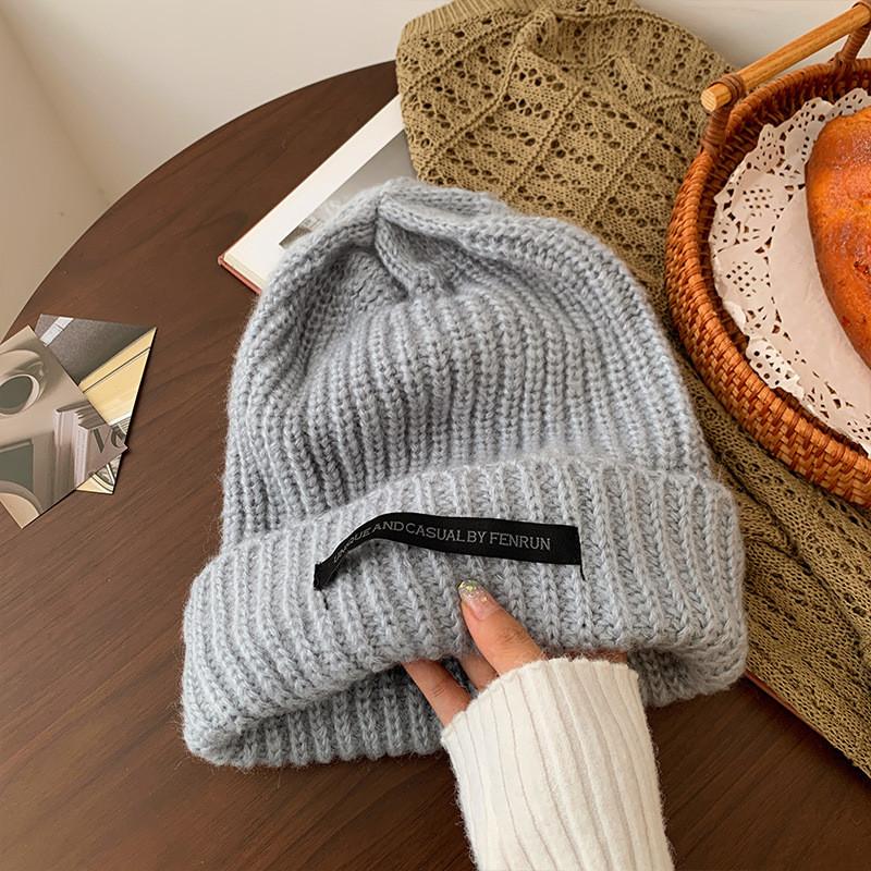 Elegant And Stylish Womens Knit Beanie Warm Cotton Hat With Trendy Design Letter