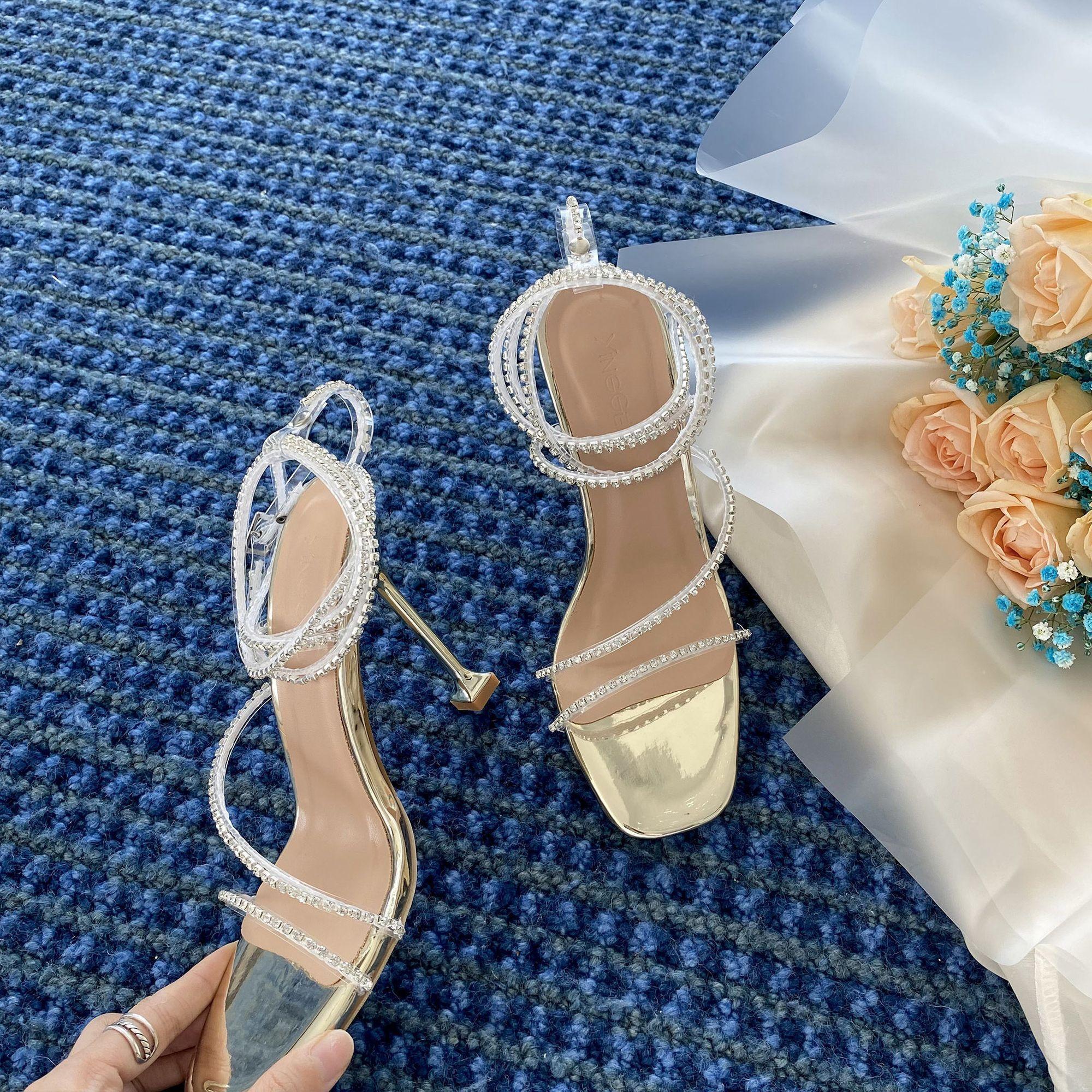 

Сандалии женские со стразами, лето 2024, сексуальная обувь с открытым носком, тонкие каблуки, женская обувь, сандалии на шпильках для вечеринок и свадеб с бриллиантами 35