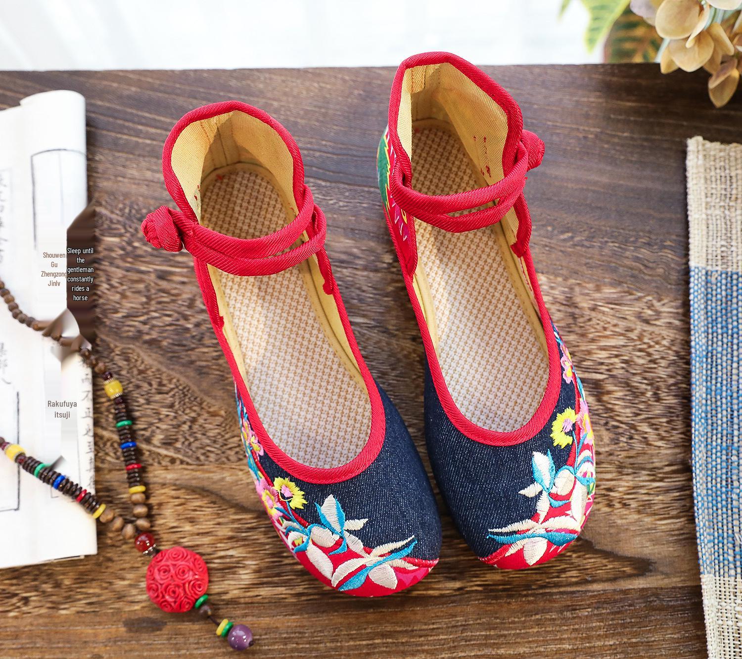 

Women s Ethnic Patchwork Embroidered Cloth Shoes with Soft Sole and Low Heel 41