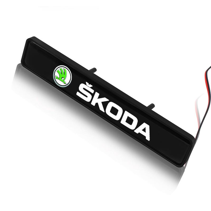1Pcs Car Front Hood Grille Emblem Badge Decorative LED Light For Skoda Octavia Superb Rapid Kodiaq Karoq Fabia Kamiq Enyaq Yeti OO555
