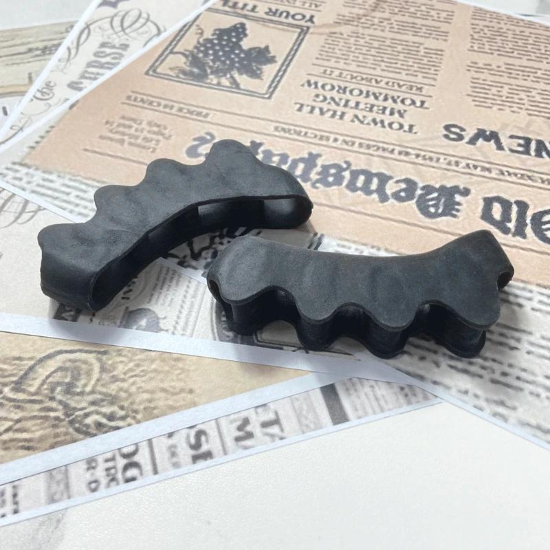 1Pair (2pcs) New Soft Gel Toe Separator Bunion Corrector Hammer Toe Straightener Spacers Stretcher Foot Care Tool