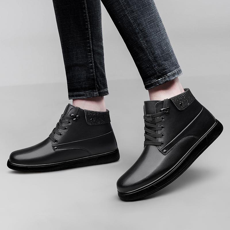 Scarpe Uomo Alte alla Moda in Vera Pelle Autunno Inverno Stivali Antiscivolo per Esterno Stivali da Motociclista Maschili Nuovi Caldi Stivaletti alla Caviglia con Pelliccia di Peluche