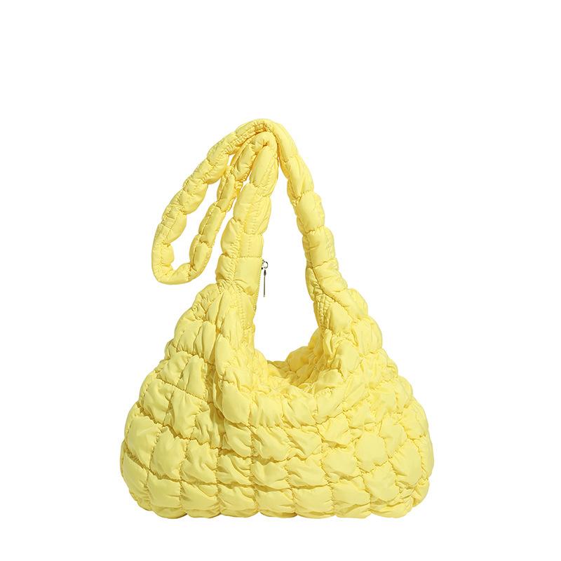 2025 New Cloud Pleated Messenger Bag Women's Large Capacity Lightweight Diamond Dumpling Bag Niche Design Shoulder Bag