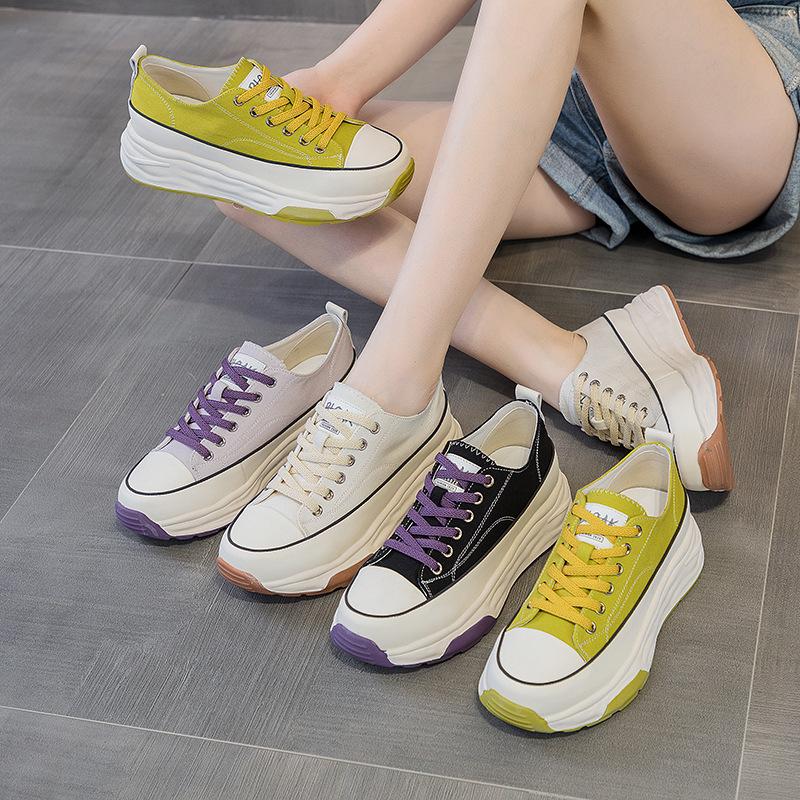 2025 new casual fashion versatile platform canvas shoes women's retro niche ins casual sports white shoes