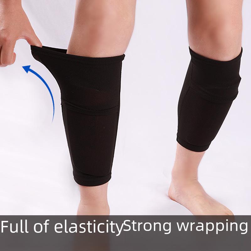 Atmungsaktive Schienbeinschoner-Ärmel im Taschenformat: Fußballsocken mit weichen Einsätzen für Erwachsene & Jugendliche.