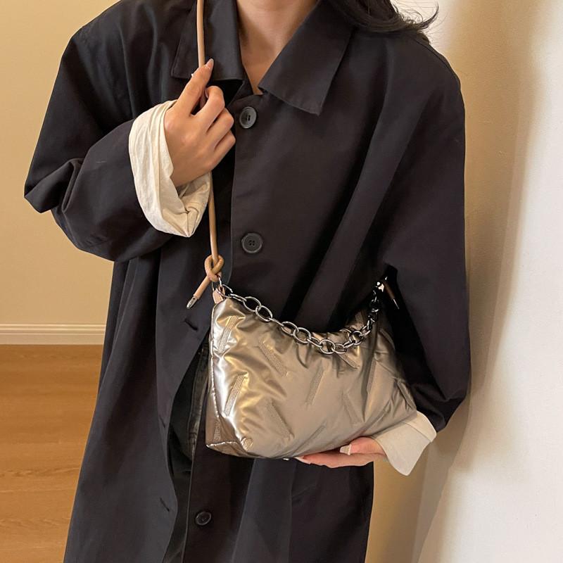 Chic New Spring Fashionable Women's Crossbody Bag In Unique Colors For Everyday Use