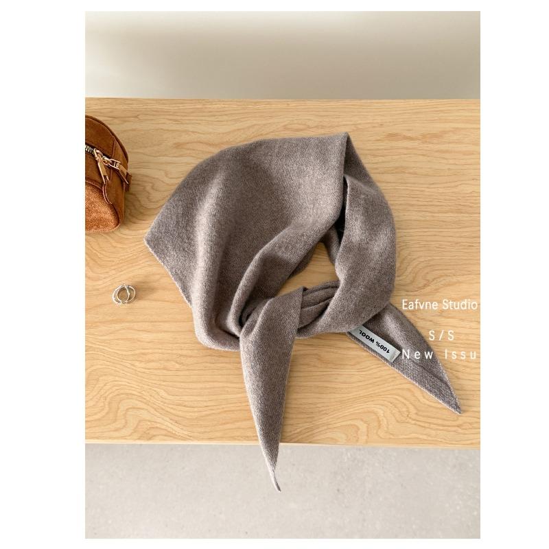 All wool Knitted Triangle Scarf Autumn and Winter Solid Color Versatile Shawl Vest Warm Shoulder Pads