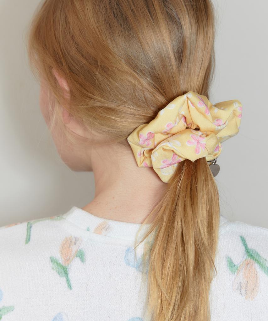 Sinoon Pattern Scrunch (Yellow)