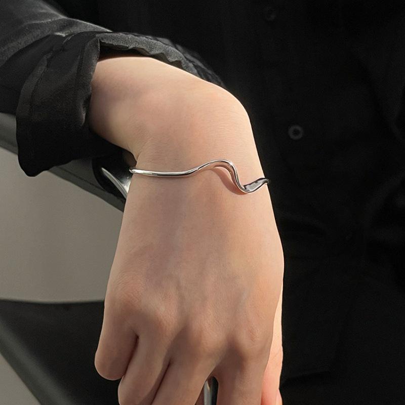 S925 Silver Simple Wave Bangle: Women's Fashion, Cold Style Hip Hop Jewelry Trend