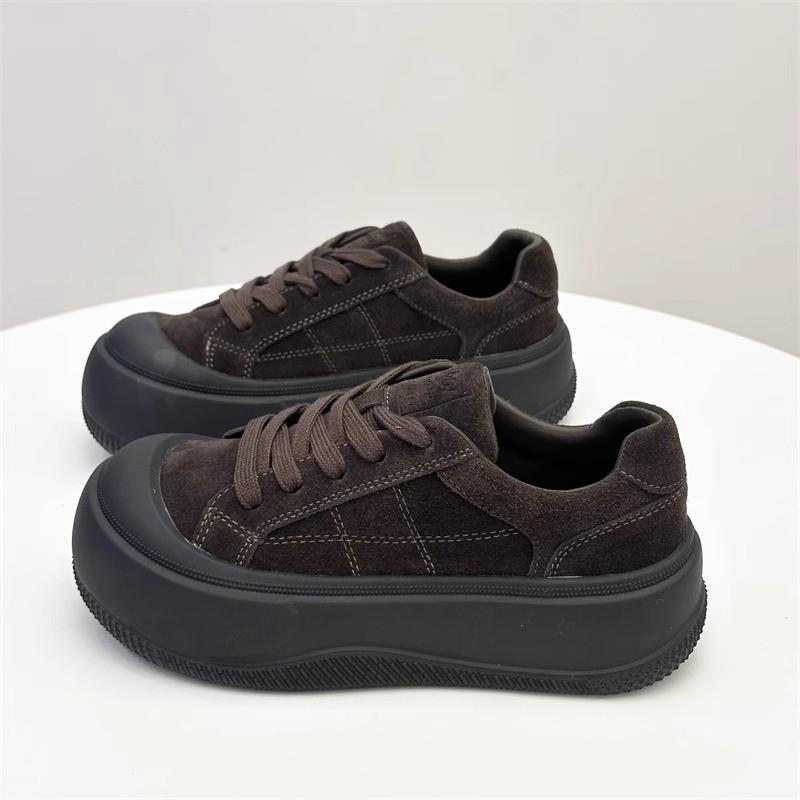 Modne buty damskie 2024 Sznurowane damskie buty wulkanizowane Outdoorowe damskie sneakersy Okrągły nosek Platforma Płaskie z damskimi butami casualowymi