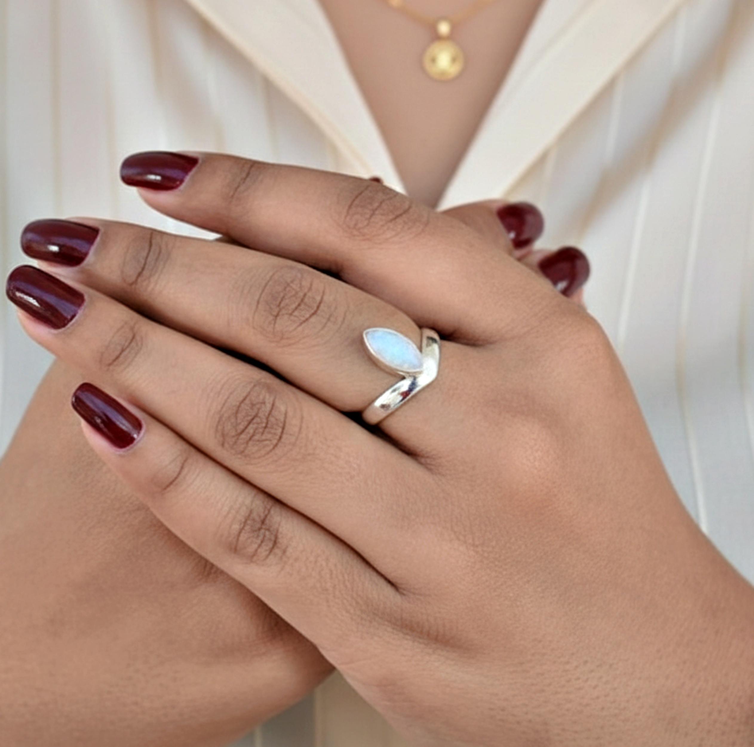 

Rainbow Moonstone Marquise Cut Statement Ring, 925 Sterling Silver, Everyday Wear Jewelry for Women 12 срібний