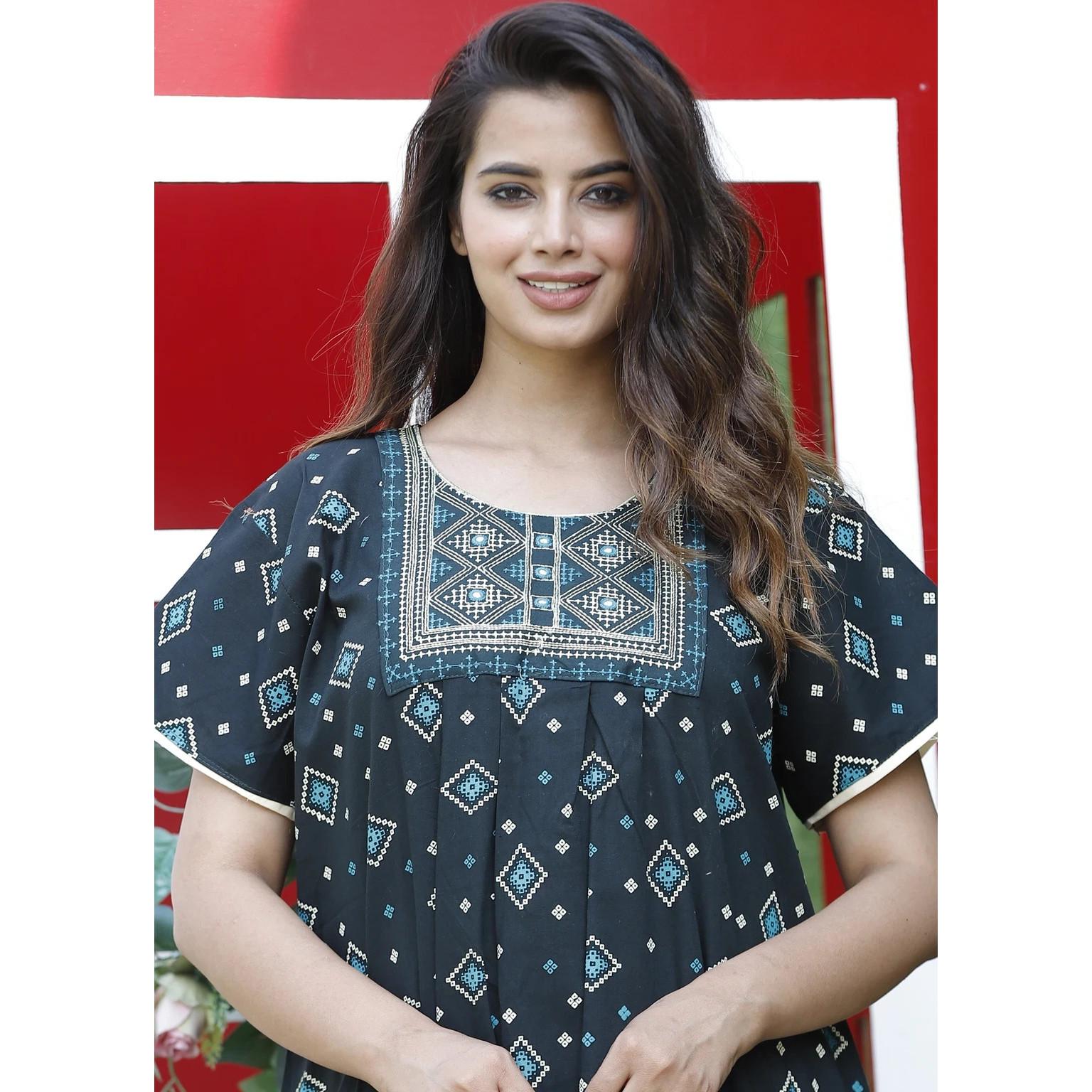 

Indian Women Cotton Printed Night Wear Gown Beautiful Lightweight Ethnic Nighty 3XL-46