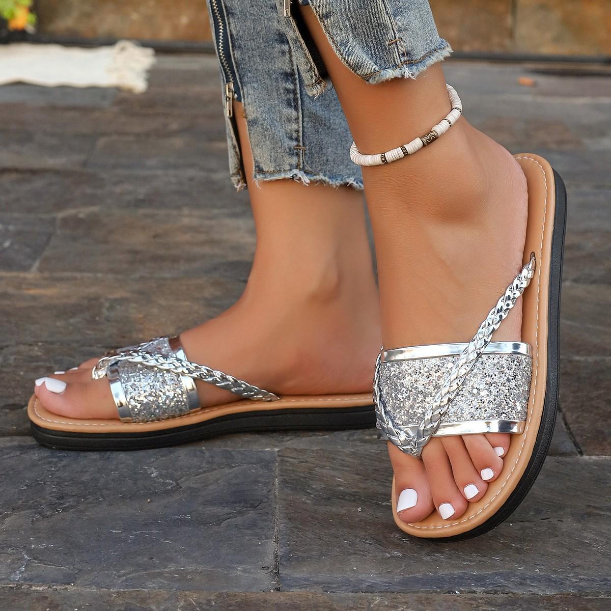 

Large Size One-Word Flat-Bottomed Slippers Women S Fashion Woven Sequined Casual Flip-Flops 36 серебряный