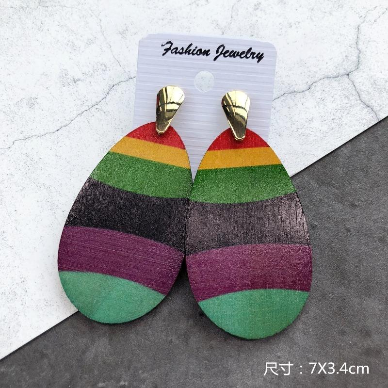 Bohemian Wood Earrings Women's Personality Exaggerated Print Flower Stud Earrings Vacation Versatile Temperament Earrings