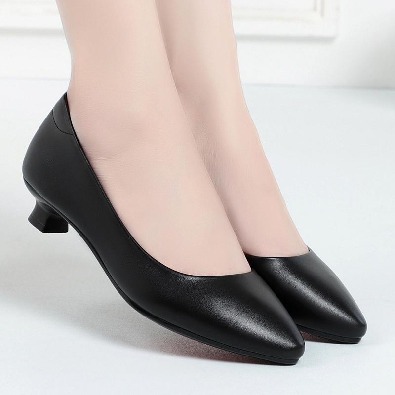 

Новая кожаная женская обувь на низком каблуке, удобная женская повседневная обувь на среднем каблуке для офисной работы 35