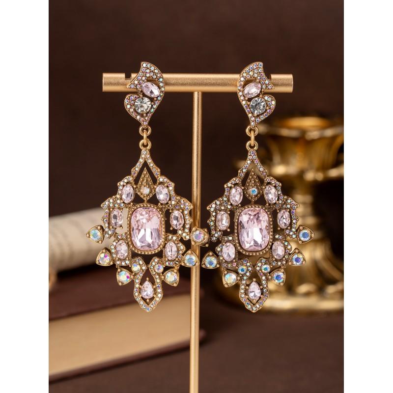 Middle Aged Vintage Palace Style Studded Earrings Heavy-duty Western With A High-end Temperament