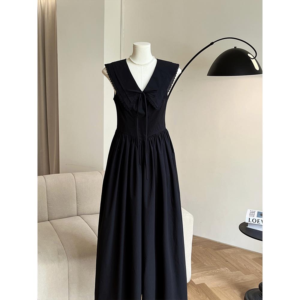 

Hepburn-Style French V-Neck Sleeveless Black Maxi Dress for Women - Summer Tea Break Edition L (50-55 kg)