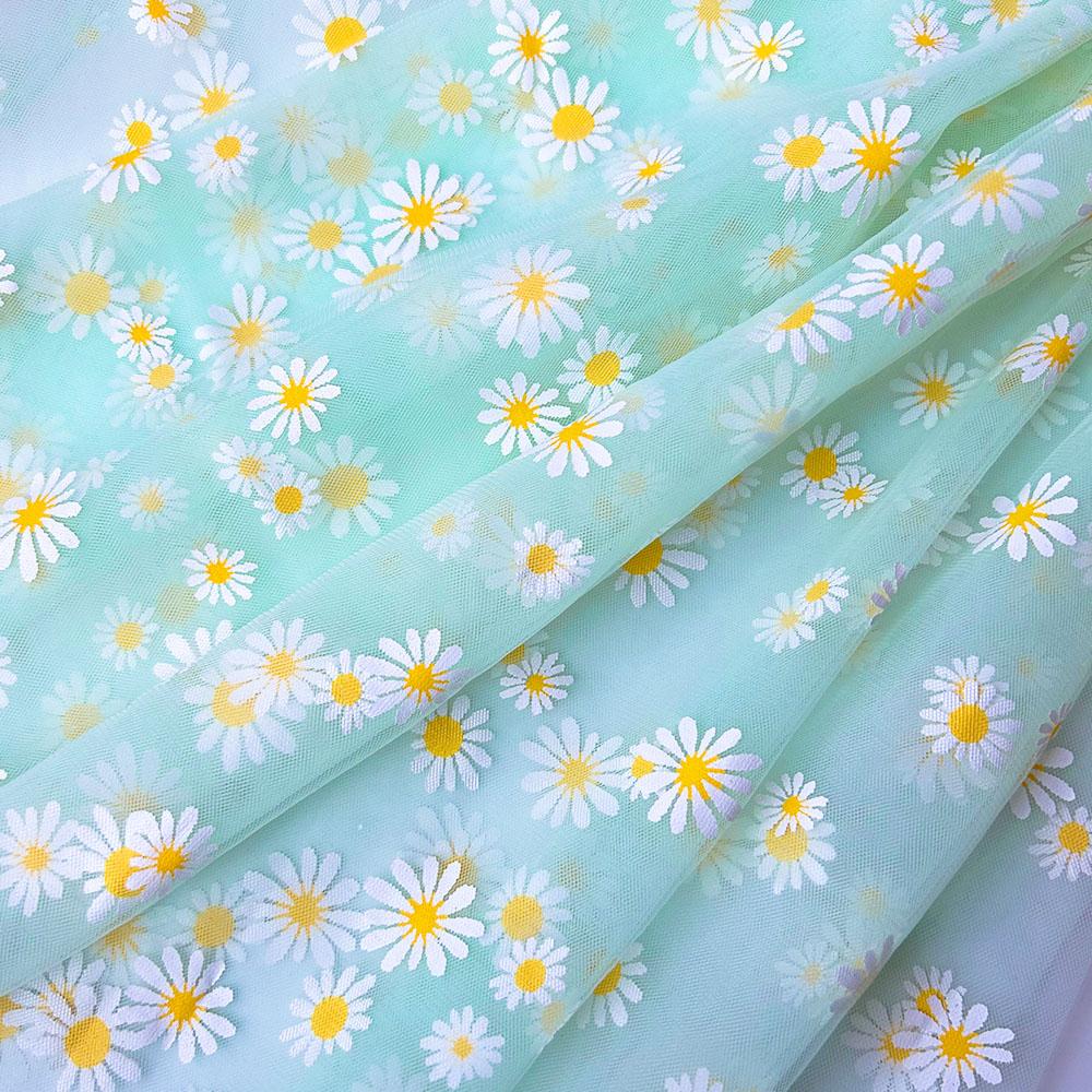 59 Zoll x 35 Zoll Tüllstoff mit Gänseblümchen-Druck für Sommer-Prinzessinnenkleider für Mädchen, Handgefertigt DIY für Vorhänge, Bekleidung, Hochzeiten, Bühnen Dekoration