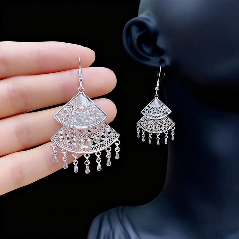 Ethnic style earrings Alloy silver-plated Miao ethnic minority Dong Yi earrings Earrings