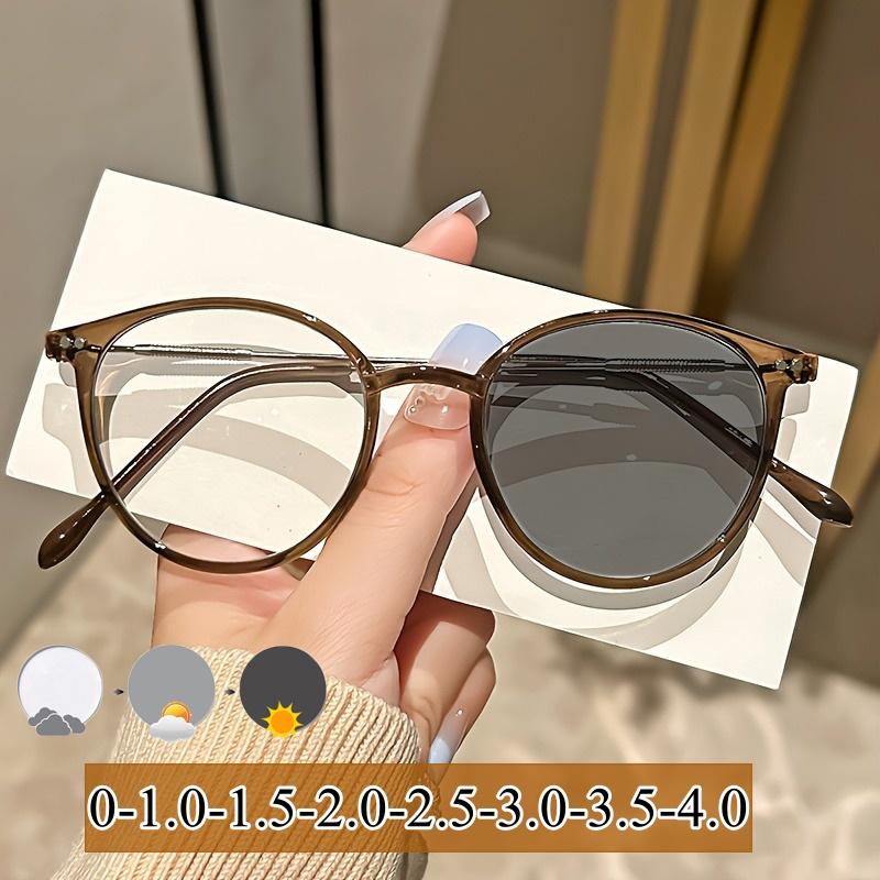 Fashionable Unisex Classic Photochromic Myopia Glasses Gentlemen Women Vintage Color Changing Eyeglasses Trendy Near Sight Eyewear for Ladies