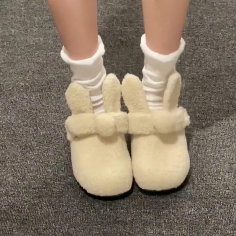 2025 autumn and winter warm bag head half slippers women wear cute girl style small thick bottom two wear fluffy slippers