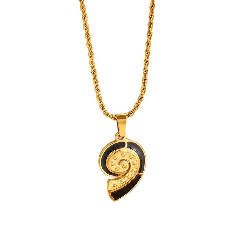 Vintage Ocean Seashell Stainless Steel Clavicle Necklace for Women - High-End Titanium Jewelry