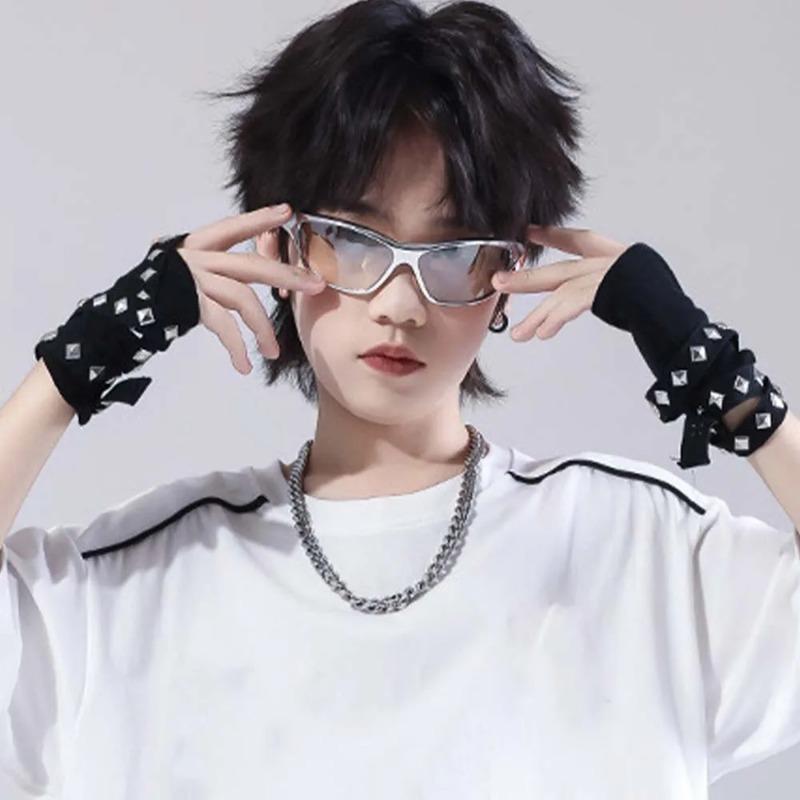 Y2K Millennium Hot Girl Rivet Strap Gloves Punk Style Subculture JK Girl Wasteland Style Accessories Sleeves Cosplay