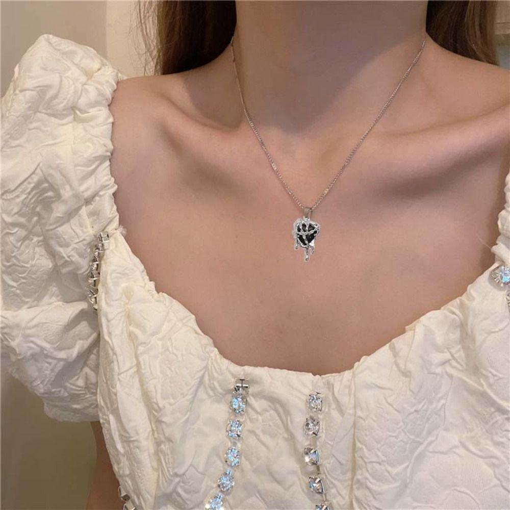 4PCS Gothic Style Thorn Love Necklace Set Personality Crucifix Pendant Chain  Church