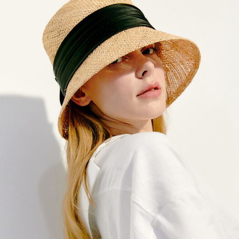 

ЧАС ЧЕРНОГО АНЕМОНА F-59cm