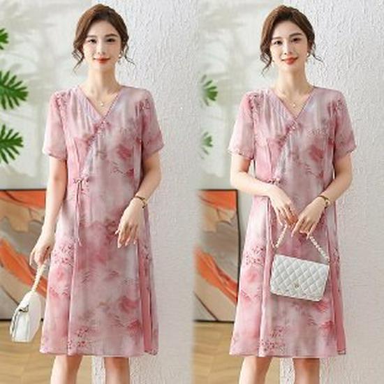 

Elegant Short-Sleeved Summer Dress for Middle-Aged Women - Stylish and Fashionable for 40s and 50s 4XL розовый