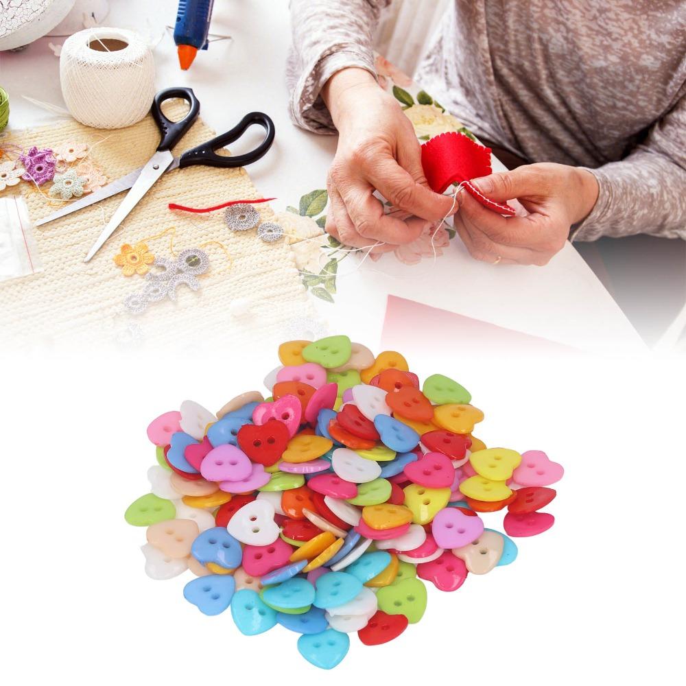 200pcs Plastic Material Heart Shaped Buttons Multicolor Resin Heart Buttons  For Sewing