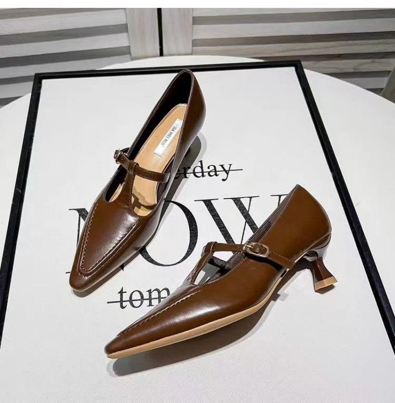 2024 Woman Fashion Pointed Toe Buckle Shoes Apricot Retro Kawaii Solid Female Shoes Flats Casual Shallow Mouth Mary Jane Shoes